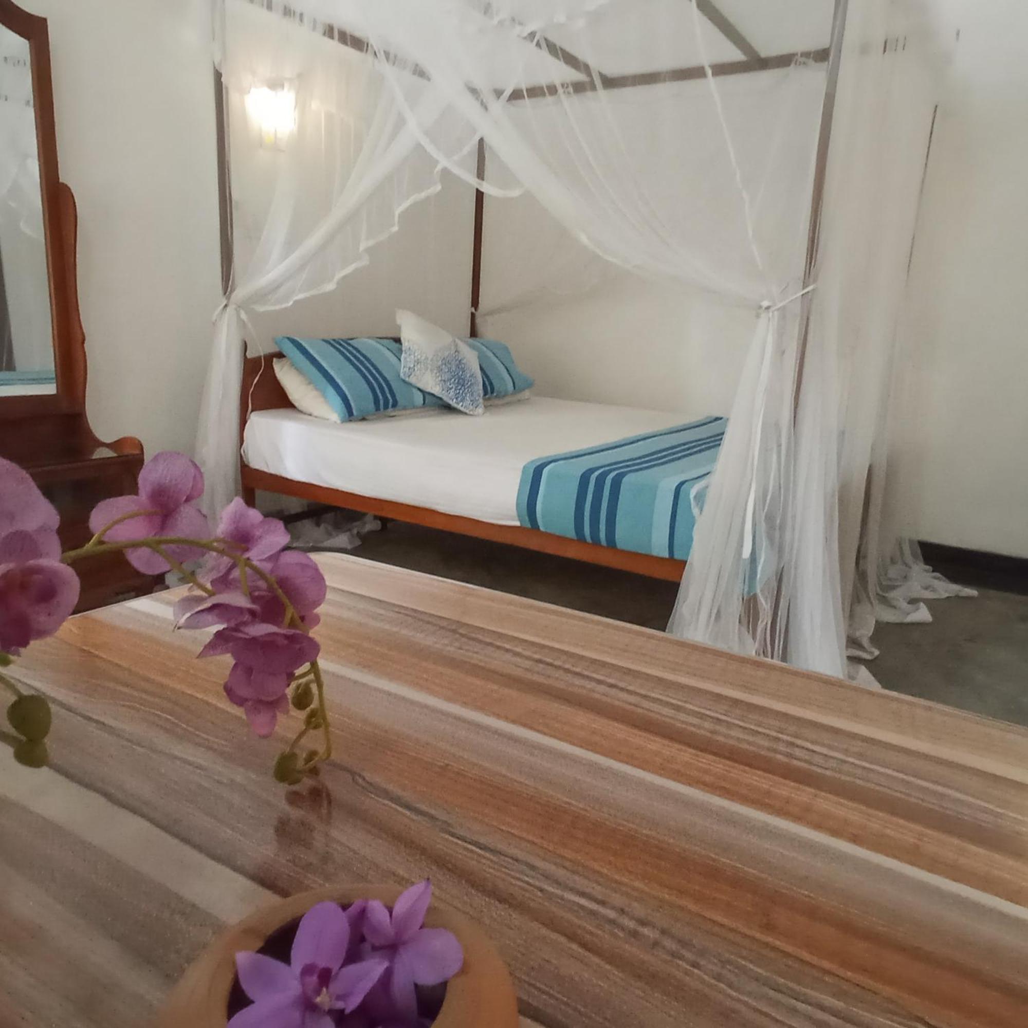 Bluebell Guest House Unawatuna Dış mekan fotoğraf